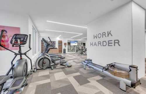 Modern Unit in Downtown Miami With Free Parking - Photo 30