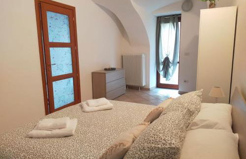 Dimora 5 laghi -A due passi dal Lago Sirio - Photo 16