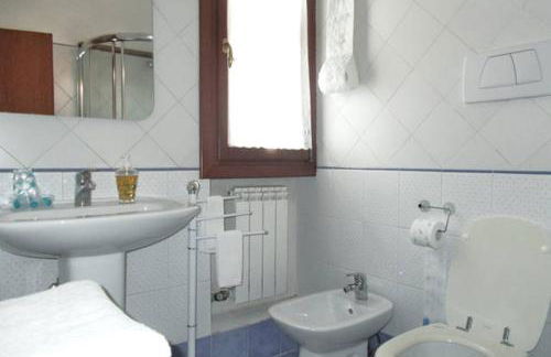 Ca' San Silvestro 2 terrazze nel cuore di Venezia - Foto 29