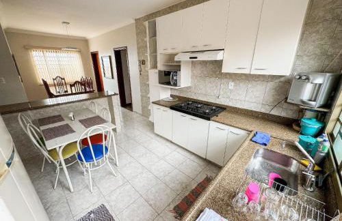 Casa Completa com Churrasqueira em Patos de Minas - Photo 17