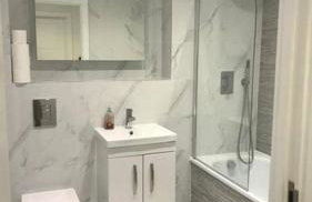 Central Camberley Apartment - Parking - Garden - Foto 4