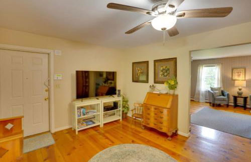 Cozy Pittsfield Gem with Deck, Gazebo and Fireplace - Foto 21