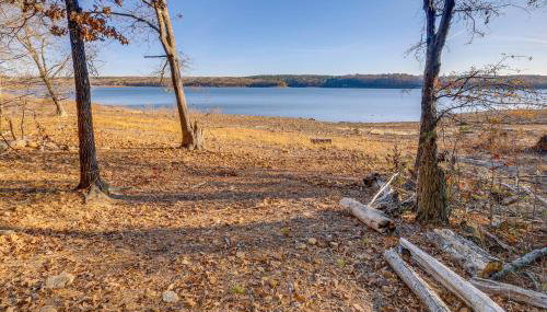 Waterfront Home on Greers Ferry Lake with Game Room - Foto 3