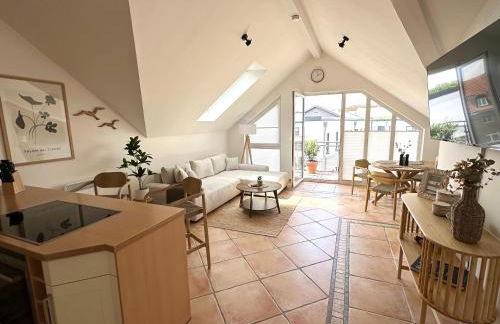 HAFENROMANTIK - Wohnen mit Charme im Herzen von Neustadt mit Blick auf das Binnenwasser - Foto 3