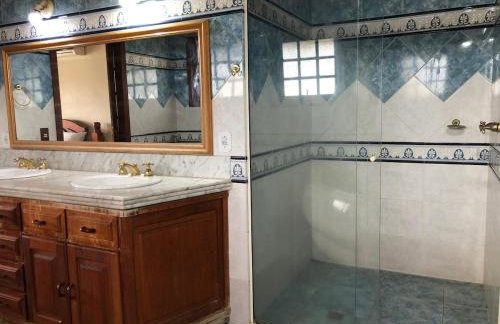 Casa com piscina e churrasqueira • Cabo Frio Ogiva - Foto 33