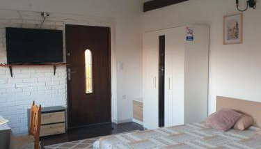 Domek w Zaciszu - Foto 2