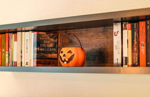 Moderne FeWo, nähe Bahnhof, Balkon, Burgblick, Boxspringbett, Waschtrockner - Foto 13