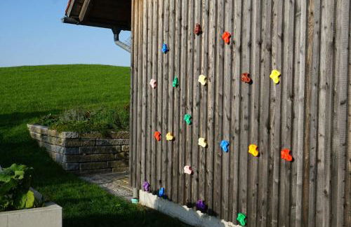 5Sterne Ferienwohnung im Fachwerk mit Bergblick in Alleinlage und großem Garten, Infrarotkabine - Foto 57