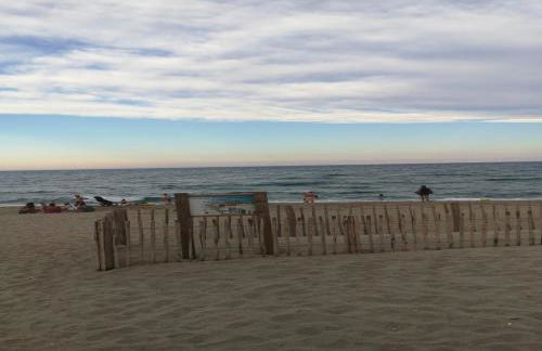 Villa avec plage à pied et grande piscine - Foto 34