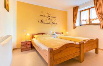 Bartlhof-Ferienwohnungen-Zimmer - Foto 28