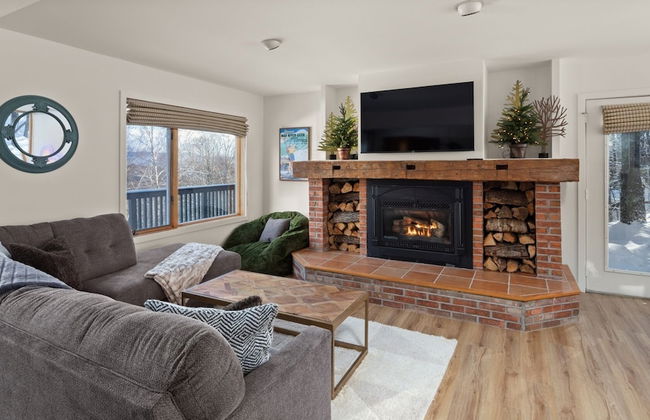 Clyde's Cabin 4 Bedroom Home - Foto 17