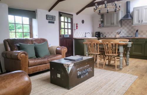 2 bed barn on smallholding - Foto 1