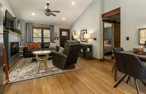 Stunning Cabin with Spa Perfect for Outdoor Sports in Carbondale, Illinois - Foto 20