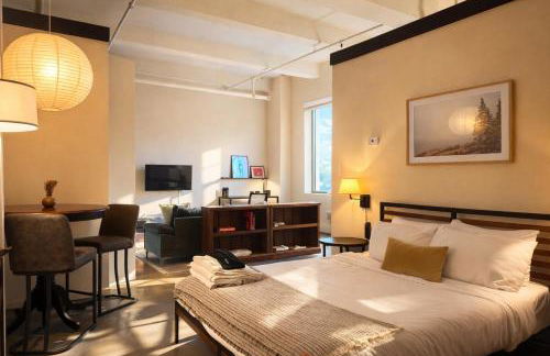 Westown Studio Apt Near Fiserv, Baird, and Theater District - Foto 1