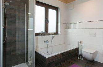 Moderne Ferienwohnung-Seenähe-Terrasse-Parkplatz-Wallbox-Fahrradparkplatz - Foto 17