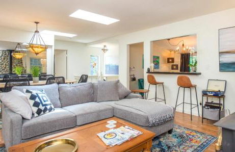 Summit Sanctuary! Redwoods! Fire Table!! BBQ Grill! Fast WiFi!! Dog Friendly! - Foto 9