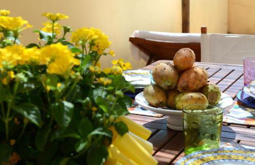 TopFloor apt with furnished terrace near the sea - Photo 3