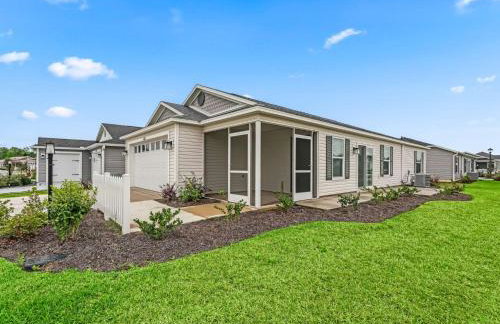 1642 Z5 VILLAGE OF LAKE DENHAM by REMAX Premier - Foto 9