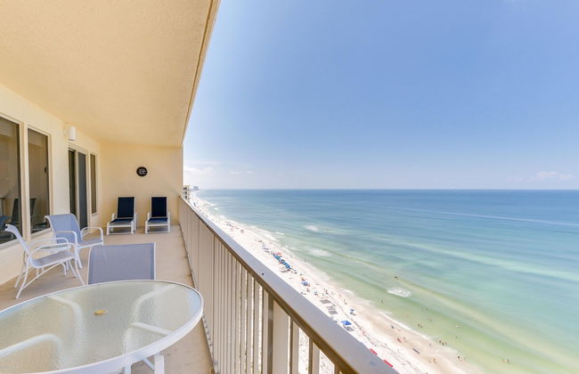 Relaxing Beachfront Condo with Beach Access - Unit 1603 by RedAwning - Foto 20