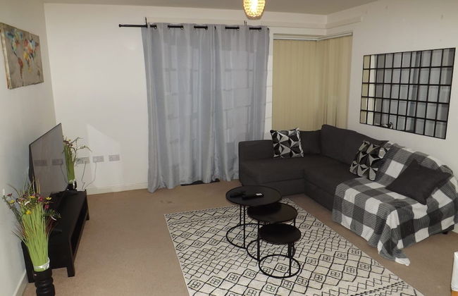 Charming 1-bed Apartment in Barking - Photo 8