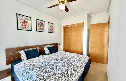 Stunning apartment with a beautiful pool/lake view - Foto 21