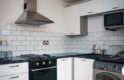 Penthouse - Amazing City Skyline Views - Free Parking - Balcony - Utilita Arena - New St Station - Bullring Shopping - Foto 17