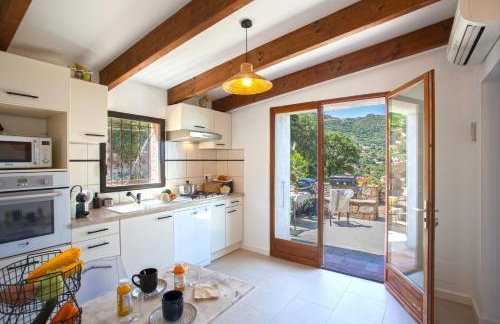 Villa bodri, maison en pierre avec vue mer et piscine chauffée - Foto 10