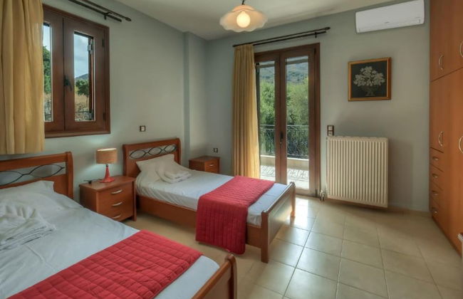 Amazing Villa Amare With Stunning Views - Photo 20