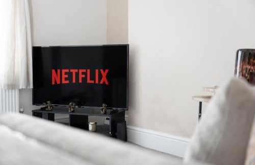 Chic Retreat Coastal Town Sleeps 4 - Foto 14