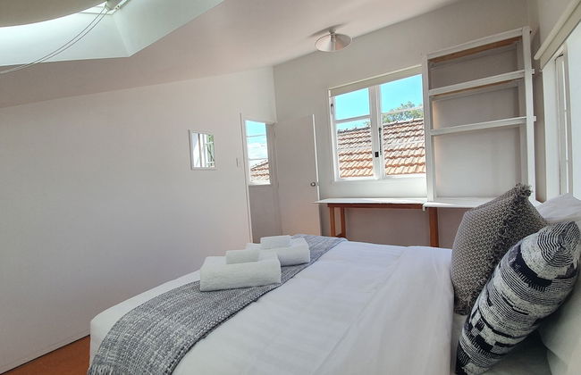 Bright and Modern Oasis in Kingsland - Foto 13