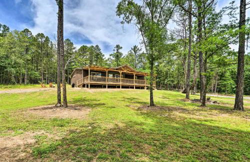 Updated Tuskahoma Cabin with Fire Pit and Deck! - Foto 32