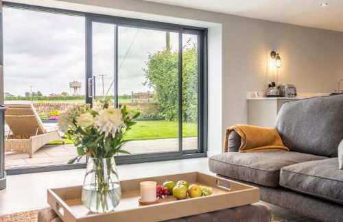 The Coach House Happisburgh - Photo 22