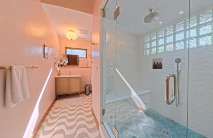 5BR Home Near Boston 4,000 Sq Ft & In-Law Suite - Foto 30