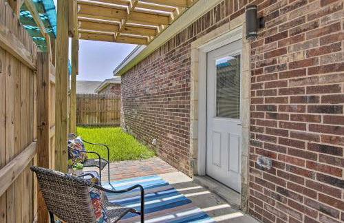 Private Patio Edinburg Couples Retreat! - Foto 21