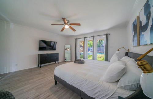 Bright and Spacious Home for w Pool -over 30 Nights- - Foto 21