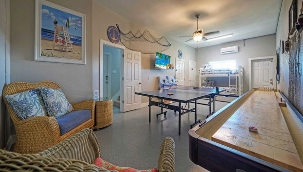 Coastal Soiree Ocean Views, Game Room, & Steps From Port Aransas Beaches - Foto 4, Interior