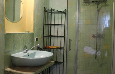 Pod tulipanem nad jeziorem - Foto 51