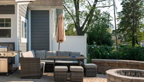 The Lucky Charm Home of the Fighting Irish! BBQ Outdoor Games Coffee - Foto 3