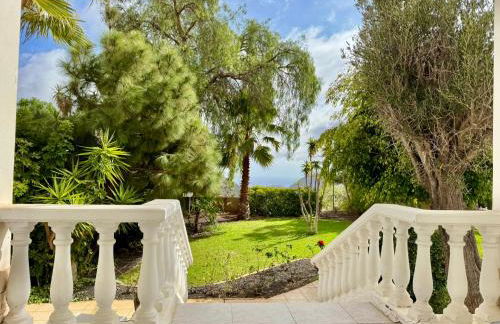 Casa Lilo, en jardin grande, con una gran piscina y barbacoa - Foto 7