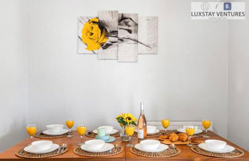 Spacious 3 Bedroom Brighton Home - South Downs - Stunning Sea Views - Garden - Pool Table - FREE Parking - Foto 9