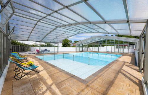 Oihana grand chalet de 2 à 6 pers climatisé avec piscine vue et calme à Hasparren-Pays Basque - Foto 7