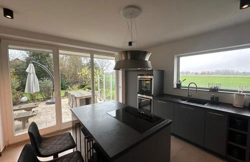 Modern dream house with private spa and gym - Foto 39