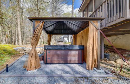 Hot Tub, Game Room! Poconos Home 22 Mi to Slopes - Foto 31