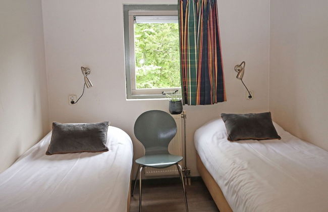 Detached Bungalow With Fireplace, in Appelscha - Foto 4