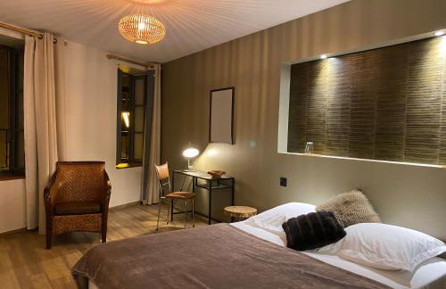 Au pied de la Cité Médiévale, piscine, vue extraordinaire, gîte La Trivala à Carcassonne - Photo 27