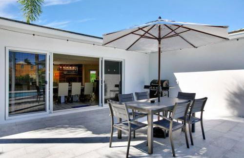 Lakefront Family Fun Home with Private Dock 3BR 2B - Foto 79