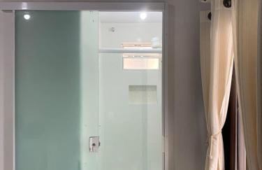 Chalé com lareira & jacuzzi privativa aquecida 300 m da Praia e Roda Gigante - Foto 52