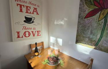 Romantic Luxury Cabin & Hot Tub near New Forest Dorset - Photo 36