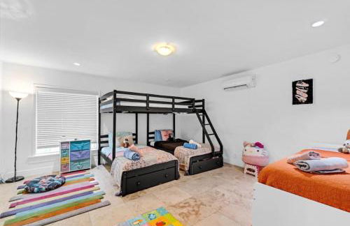 Stunning Hollywood Pool Home - Foto 31