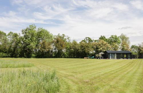 The Tractor Shed - Photo 23